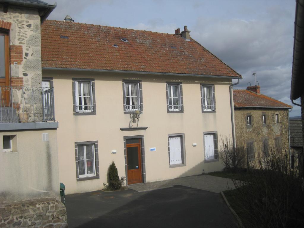 Chambres D'Hotes De L'Auberge L'Astrassadou Rezentieres Exterior photo